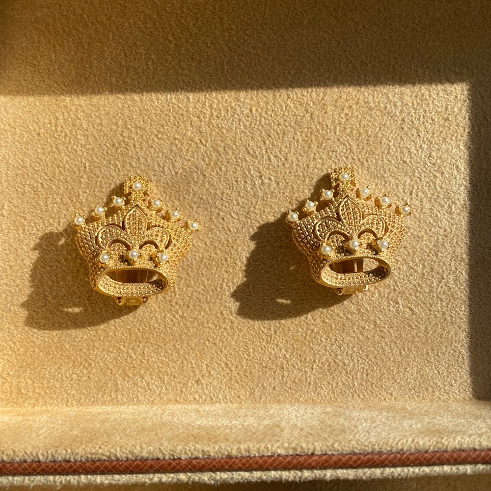 Hobe crown costume earrings vintage 40-50s clip on